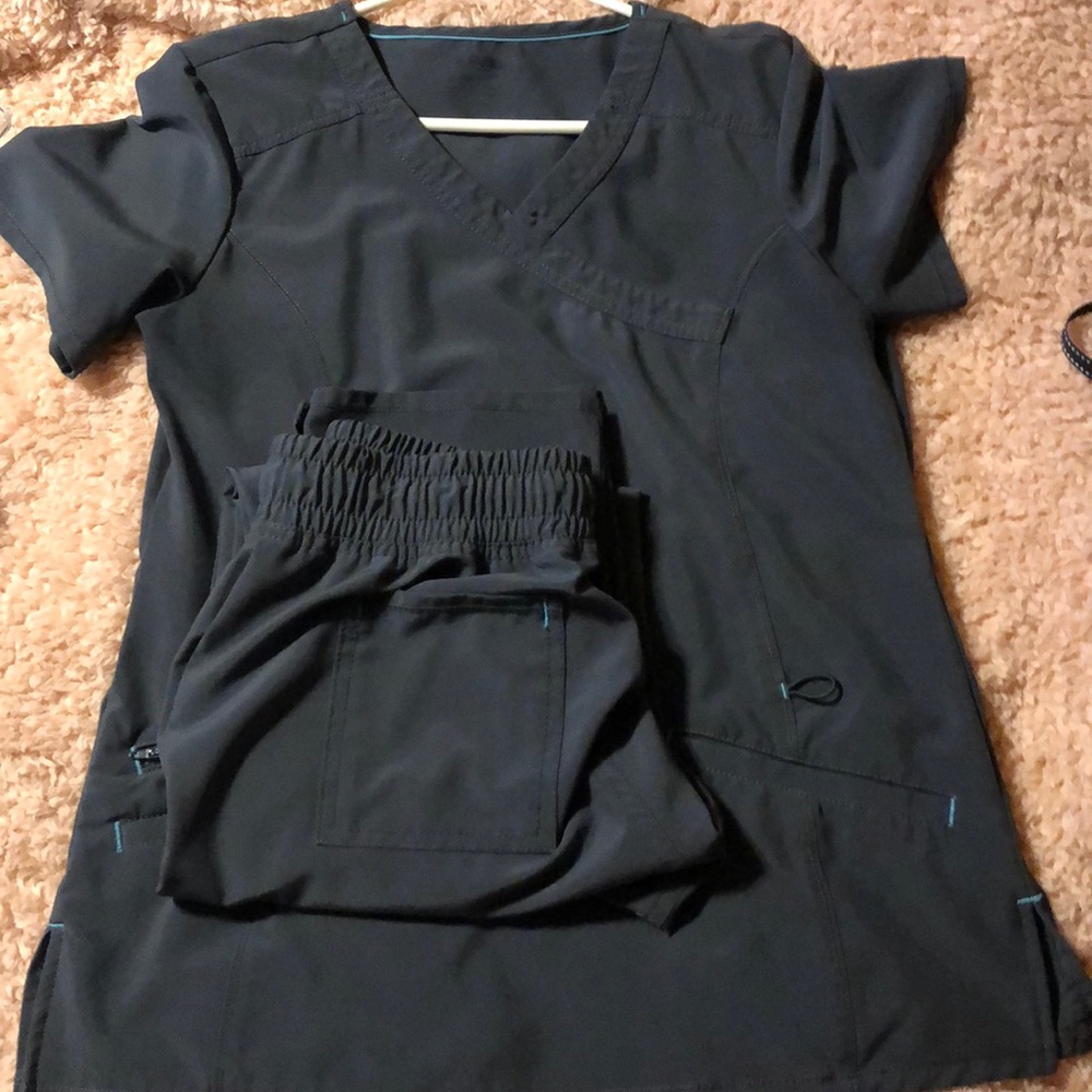 Set of scrubs